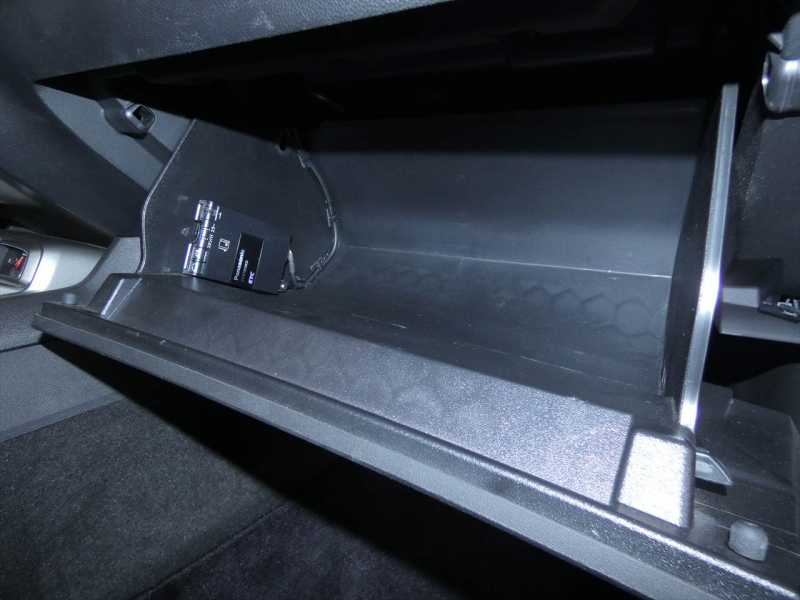 シボレー カマロ LTRS　正規D車 2011yﾓﾃﾞﾙ 黒革 ｼｰﾄﾋｰﾀｰ 4連ﾒｰﾀｰ 純正ｵｰﾃﾞｨｵ 社外ﾅﾋﾞTV 純正20ｲﾝﾁAW ETC　2年保証