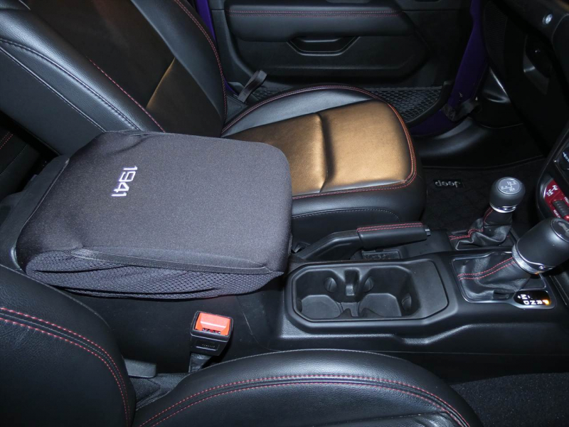 ジープ ラングラー ﾙﾋﾞｺﾝ　2023yﾓﾃﾞﾙ 正規D車 3.6Lｼｮｰﾄﾀｲﾌﾟ 黒革 ｼｰﾄﾋｰﾀｰ ﾅﾋﾞTV Aｶｰﾌﾟﾚｲ FSBｶﾒﾗ ACC ETC　2年保証