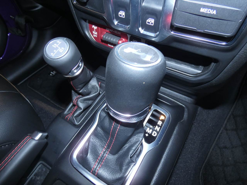 ジープ ラングラー ﾙﾋﾞｺﾝ　2023yﾓﾃﾞﾙ 正規D車 3.6Lｼｮｰﾄﾀｲﾌﾟ 黒革 ｼｰﾄﾋｰﾀｰ ﾅﾋﾞTV Aｶｰﾌﾟﾚｲ FSBｶﾒﾗ ACC ETC　2年保証