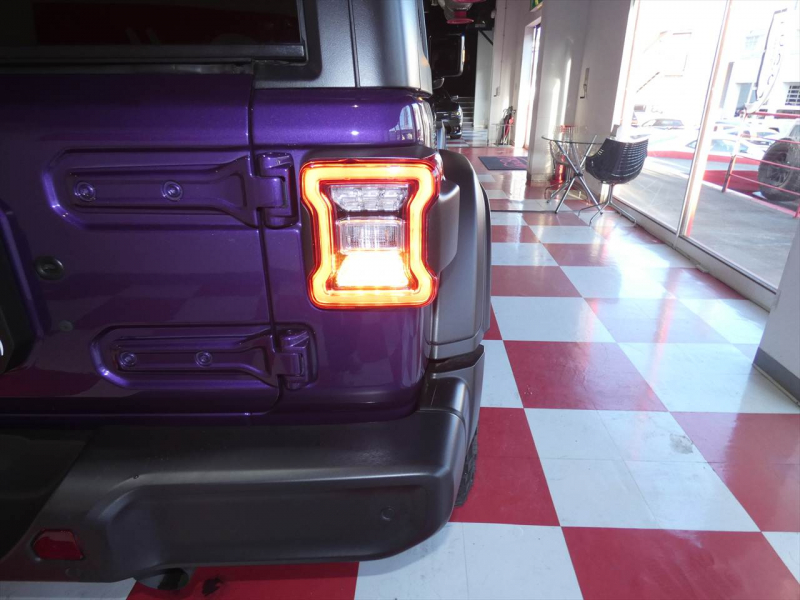 ジープ ラングラー ﾙﾋﾞｺﾝ　2023yﾓﾃﾞﾙ 正規D車 3.6Lｼｮｰﾄﾀｲﾌﾟ 黒革 ｼｰﾄﾋｰﾀｰ ﾅﾋﾞTV Aｶｰﾌﾟﾚｲ FSBｶﾒﾗ ACC ETC　2年保証