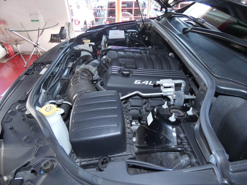 ジープ グランドチェロキー SRT8　正規D車 2017yﾓﾃﾞﾙ 黒ｺﾝﾋﾞ革 ﾌﾟｯｼｭｽﾀｰﾄ 全席ｼｰﾄﾋｰﾀｰ ｻﾝﾙｰﾌ 純正ﾅﾋﾞTV ﾊｰﾏﾝｶｰﾄﾞﾝ Bｶﾒﾗ　2年保証