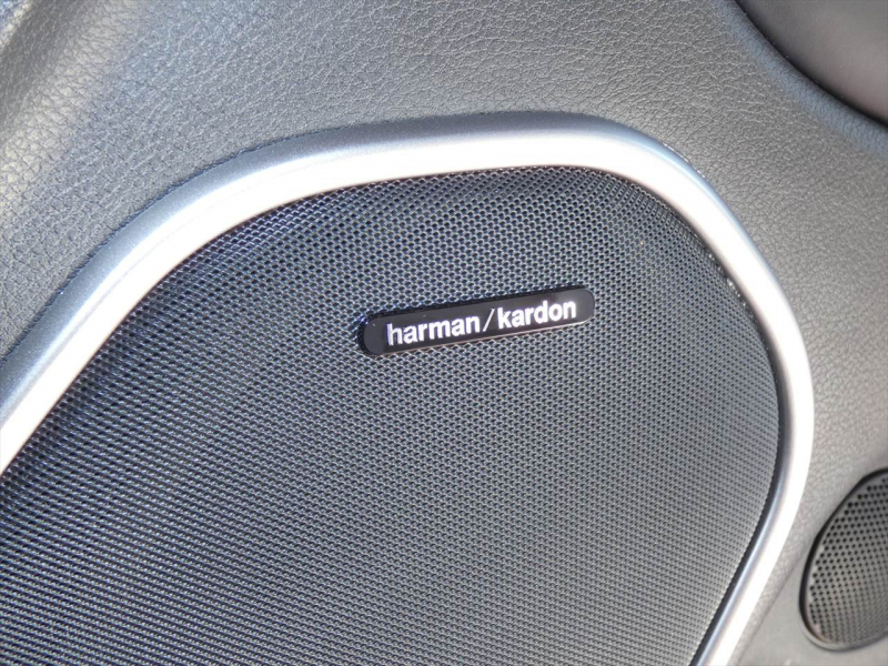 ジープ グランドチェロキー SRT8　正規D車 2017yﾓﾃﾞﾙ 黒ｺﾝﾋﾞ革 ﾌﾟｯｼｭｽﾀｰﾄ 全席ｼｰﾄﾋｰﾀｰ ｻﾝﾙｰﾌ 純正ﾅﾋﾞTV ﾊｰﾏﾝｶｰﾄﾞﾝ Bｶﾒﾗ　2年保証