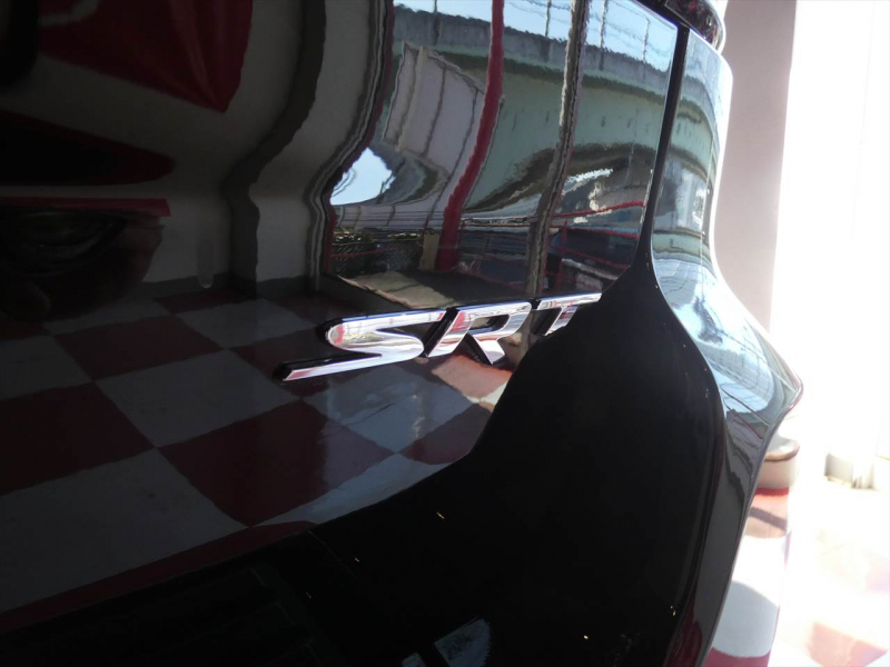 ジープ グランドチェロキー SRT8　正規D車 2017yﾓﾃﾞﾙ 黒ｺﾝﾋﾞ革 ﾌﾟｯｼｭｽﾀｰﾄ 全席ｼｰﾄﾋｰﾀｰ ｻﾝﾙｰﾌ 純正ﾅﾋﾞTV ﾊｰﾏﾝｶｰﾄﾞﾝ Bｶﾒﾗ　2年保証