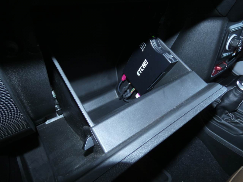 ジープ グラディエーター ﾙﾋﾞｺﾝ　正規D車 2022yﾓﾃﾞﾙ 茶革ｼｰﾄ ﾌﾟｯｼｭｽﾀｰﾄ ｼｰﾄﾋｰﾀｰ 純正ﾅﾋﾞTV Aｶｰﾌﾟﾚｲ 純正17ｲﾝﾁAW ﾊｰﾄﾞﾄﾉｶﾊﾞｰ Bｶﾒﾗ　2年保証