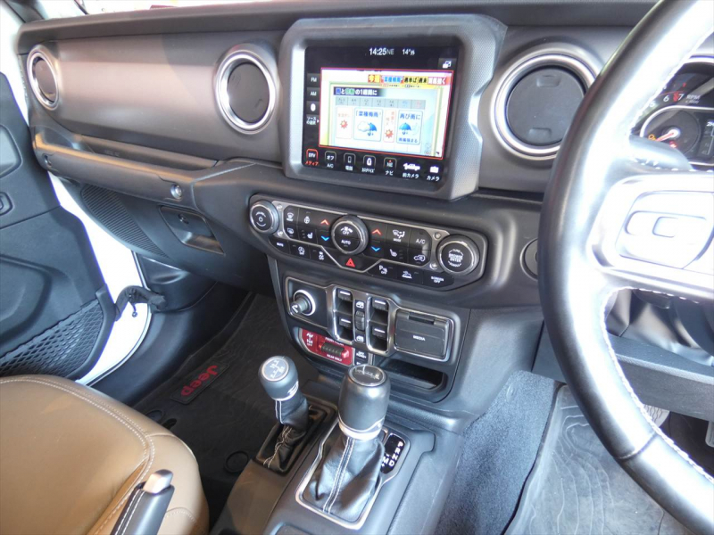 ジープ グラディエーター ﾙﾋﾞｺﾝ　正規D車 2022yﾓﾃﾞﾙ 茶革ｼｰﾄ ﾌﾟｯｼｭｽﾀｰﾄ ｼｰﾄﾋｰﾀｰ 純正ﾅﾋﾞTV Aｶｰﾌﾟﾚｲ 純正17ｲﾝﾁAW ﾊｰﾄﾞﾄﾉｶﾊﾞｰ Bｶﾒﾗ　2年保証