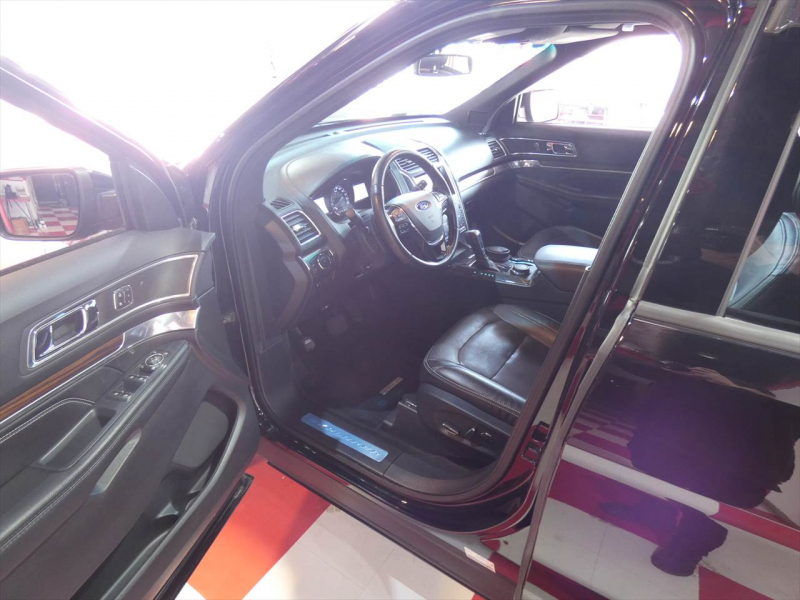 フォード エクスプローラー ﾘﾐﾃｯﾄﾞ　正規D車 2016yﾓﾃﾞﾙ 黒革 ﾂｲﾝﾑｰﾝﾙｰﾌ ｼｰﾄﾋｰﾀｰ FSBｶﾒﾗ ｸﾙｺﾝ ETC　2年保証