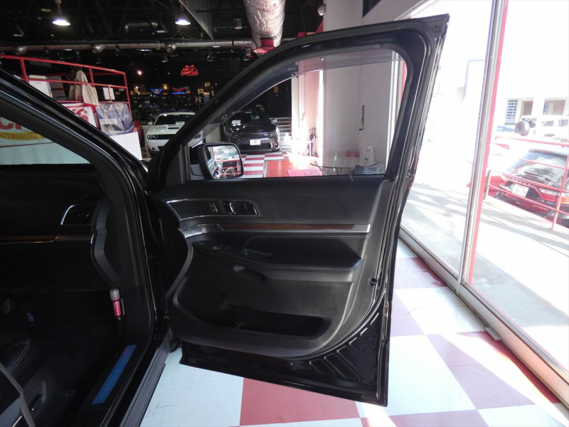 フォード エクスプローラー ﾘﾐﾃｯﾄﾞ　正規D車 2016yﾓﾃﾞﾙ 黒革 ﾂｲﾝﾑｰﾝﾙｰﾌ ｼｰﾄﾋｰﾀｰ FSBｶﾒﾗ ｸﾙｺﾝ ETC　2年保証