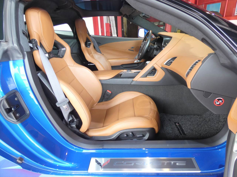 シボレー コルベット Z51　正規D車 2014年ﾓﾃﾞﾙ 茶革 ｸﾞﾗｽﾙｰﾌ ｼｰﾄﾋｰﾀｰ HUD ﾅﾋﾞTV 専用19/20AW ｷｾﾉﾝ Bｶﾒﾗ　2年保証