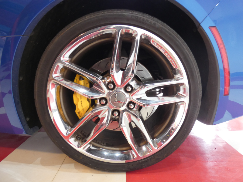 シボレー コルベット Z51　正規D車 2014年ﾓﾃﾞﾙ 茶革 ｸﾞﾗｽﾙｰﾌ ｼｰﾄﾋｰﾀｰ HUD ﾅﾋﾞTV 専用19/20AW ｷｾﾉﾝ Bｶﾒﾗ　2年保証