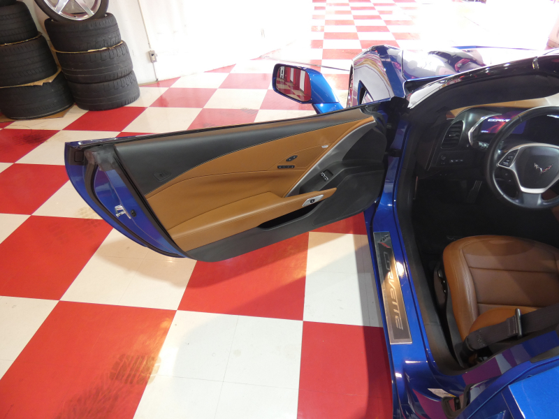 シボレー コルベット Z51　正規D車 2014年ﾓﾃﾞﾙ 茶革 ｸﾞﾗｽﾙｰﾌ ｼｰﾄﾋｰﾀｰ HUD ﾅﾋﾞTV 専用19/20AW ｷｾﾉﾝ Bｶﾒﾗ　2年保証