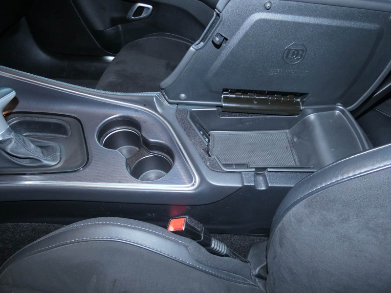 ダッジ チャレンジャー RT Plus　2015yﾓﾃﾞﾙ 黒ｺﾝﾋﾞ革 ｻﾝﾙｰﾌ ﾜﾝｵﾌ可変ﾏﾌﾗｰ ﾃｲﾝ車高調 ﾎﾞﾗﾝﾄｴｱｸﾘ 純正20ｲﾝﾁAW Bｶﾒﾗ　2年保証