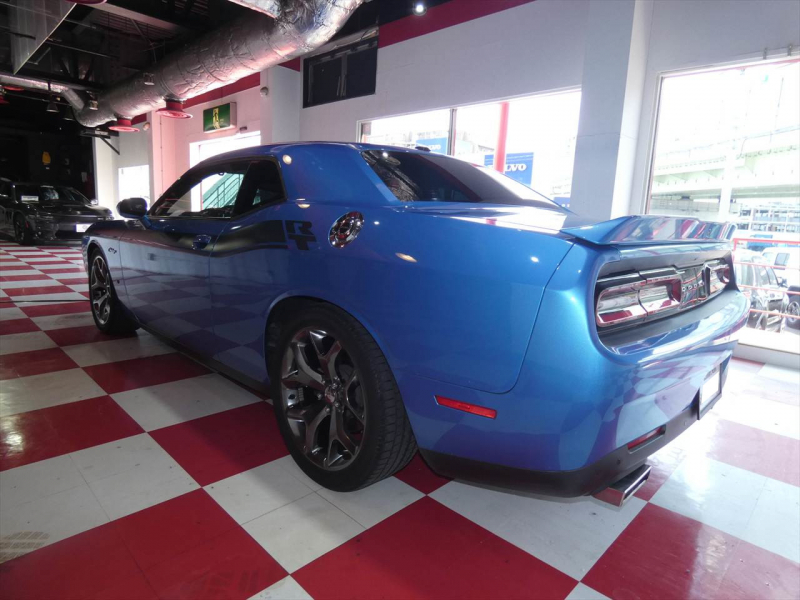 ダッジ チャレンジャー RT Plus　2015yﾓﾃﾞﾙ 黒ｺﾝﾋﾞ革 ｻﾝﾙｰﾌ ﾜﾝｵﾌ可変ﾏﾌﾗｰ ﾃｲﾝ車高調 ﾎﾞﾗﾝﾄｴｱｸﾘ 純正20ｲﾝﾁAW Bｶﾒﾗ　2年保証