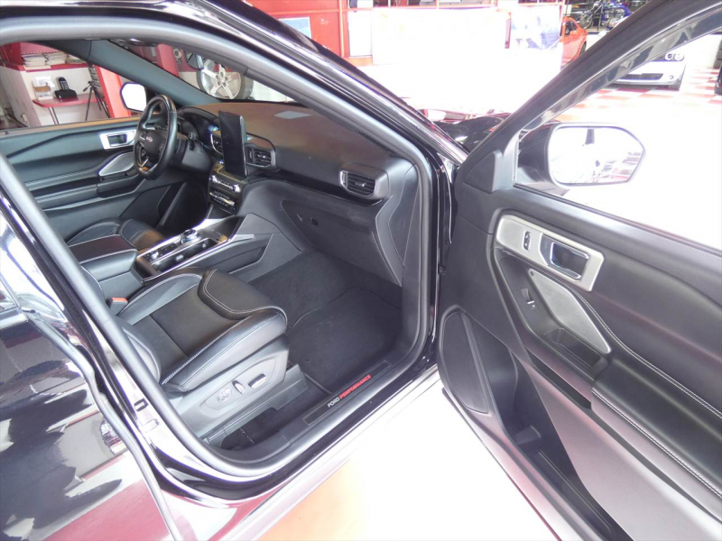 フォード エクスプローラー ST　2020年ﾓﾃﾞﾙ 新並 黒革 ｻﾝﾙｰﾌ Aｶｰﾌﾟﾚｲ ｼｰﾄﾋｰﾀｰ&ﾍﾞﾝﾁﾚｰﾀｰ FSB360ｶﾒﾗ ETC　2年保証