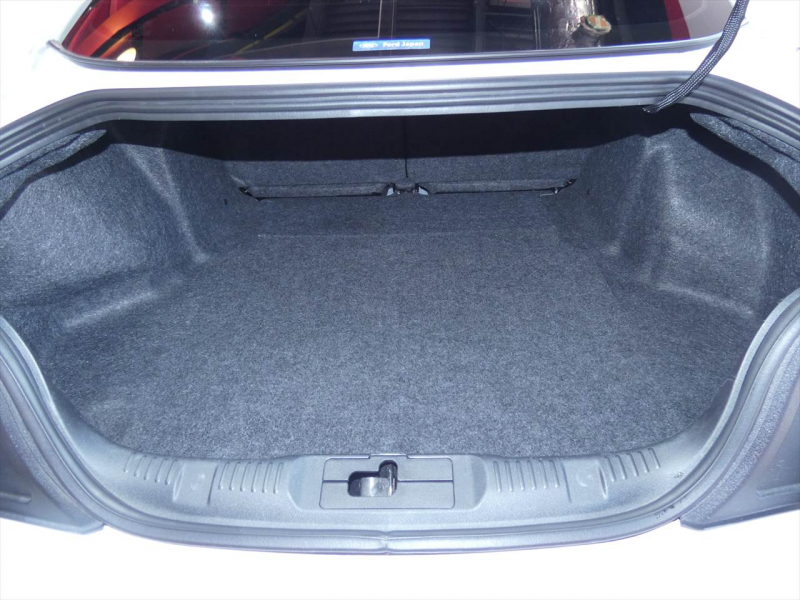 フォード マスタング ｴｺﾌﾞｰｽﾄ　2015yﾓﾃﾞﾙ 50ｲﾔｰｽﾞｴﾃﾞｨｼｮﾝ 正規D車 1ｵｰﾅｰ 黒革ｼｰﾄ ｼｰﾄﾋｰﾀｰ&ｸｰﾗｰ 純正19ｲﾝﾁﾌﾞﾗｯｸAW ﾀｯﾁｽｸﾘｰﾝﾃﾞｨｽﾌﾟﾚｲ Bｶﾒﾗ ETC　2年保証