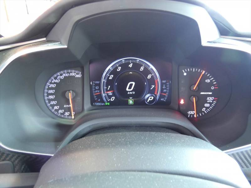 シボレー コルベット Z06　正規D車 2016yﾓﾃﾞﾙ ｽｰﾊﾟｰﾁｬｰｼﾞｬｰ搭載 ｶｰﾎﾞﾝﾙｰﾌ ｼｰﾄﾋｰﾀｰ ﾅﾋﾞTV F&Bｶﾒﾗ　2年保証