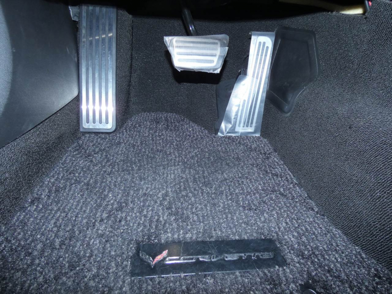 シボレー コルベット Z06　正規D車 2016yﾓﾃﾞﾙ ｽｰﾊﾟｰﾁｬｰｼﾞｬｰ搭載 ｶｰﾎﾞﾝﾙｰﾌ ｼｰﾄﾋｰﾀｰ ﾅﾋﾞTV F&Bｶﾒﾗ　2年保証