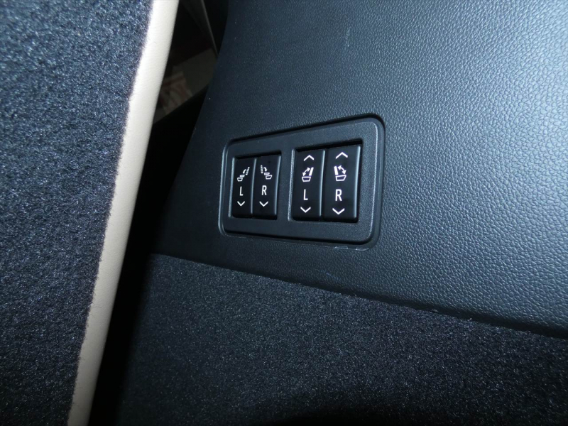 キャデラック XT6 ﾌﾟﾗﾁﾅﾑ　正規D車 2021yﾓﾃﾞﾙ ﾍﾞｰｼﾞｭ革 ｻﾝﾙｰﾌ BOSE  Aｶｰﾌﾟﾚｲ LEDﾍｯﾄﾞﾗｲﾄ Bｶﾒﾗ　2年保証