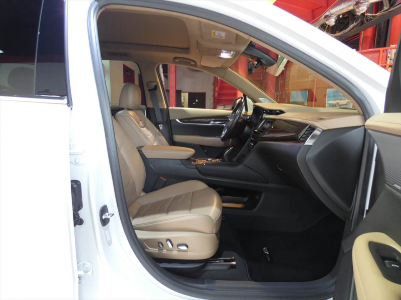 キャデラック XT6 ﾌﾟﾗﾁﾅﾑ　正規D車 2021yﾓﾃﾞﾙ ﾍﾞｰｼﾞｭ革 ｻﾝﾙｰﾌ BOSE  Aｶｰﾌﾟﾚｲ LEDﾍｯﾄﾞﾗｲﾄ Bｶﾒﾗ　2年保証