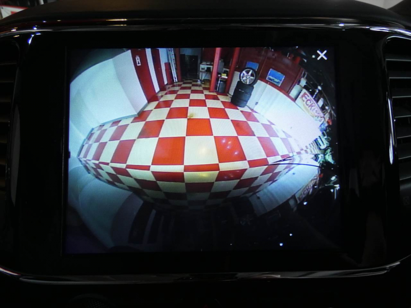 ジープ グランドチェロキー ｻﾐｯﾄ　正規D車 2019yﾓﾃﾞﾙ ﾎﾜｲﾄﾗｸﾞﾅﾚｻﾞｰ ｻﾝﾙｰﾌ 純正20ｲﾝﾁAW Aｶｰﾌﾟﾚｲ Bｶﾒﾗ　2年保証