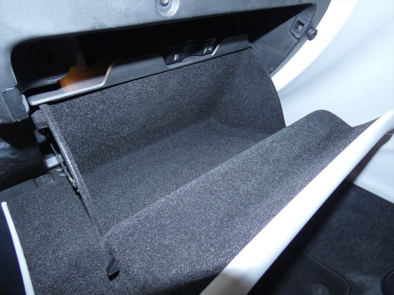 ジープ グランドチェロキー ｻﾐｯﾄ　正規D車 2019yﾓﾃﾞﾙ ﾎﾜｲﾄﾗｸﾞﾅﾚｻﾞｰ ｻﾝﾙｰﾌ 純正20ｲﾝﾁAW Aｶｰﾌﾟﾚｲ Bｶﾒﾗ　2年保証