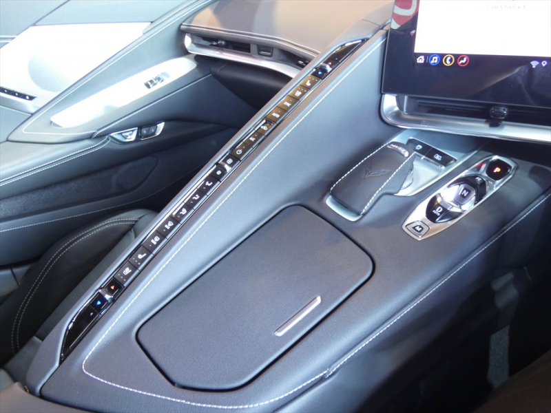 シボレー コルベット 2LT　正規D車 2021yﾓﾃﾞﾙ  ﾜﾝｵｰﾅｰ 黒革ｼｰﾄ ｼｰﾄﾋｰﾀｰ&ﾍﾞﾝﾁﾚｰﾀｰ Aｶｰﾌﾟﾚｲ ﾌﾛﾝﾄ&ﾊﾞｯｸｶﾒﾗ ｸﾙｺﾝ　2年保証