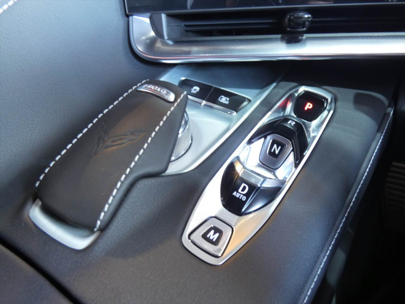 シボレー コルベット 2LT　正規D車 2021yﾓﾃﾞﾙ  ﾜﾝｵｰﾅｰ 黒革ｼｰﾄ ｼｰﾄﾋｰﾀｰ&ﾍﾞﾝﾁﾚｰﾀｰ Aｶｰﾌﾟﾚｲ ﾌﾛﾝﾄ&ﾊﾞｯｸｶﾒﾗ ｸﾙｺﾝ　2年保証