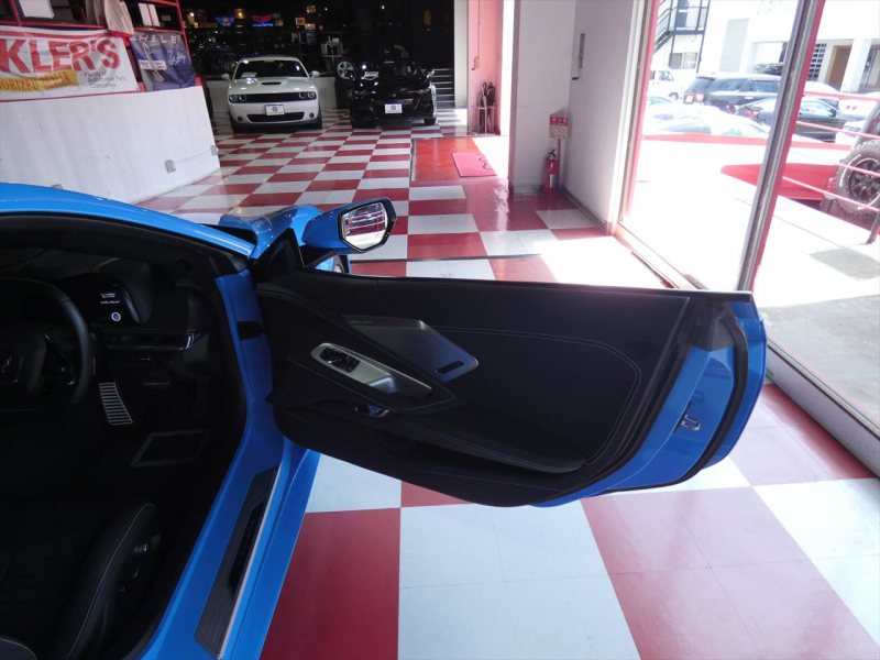 シボレー コルベット 2LT　正規D車 2021yﾓﾃﾞﾙ  ﾜﾝｵｰﾅｰ 黒革ｼｰﾄ ｼｰﾄﾋｰﾀｰ&ﾍﾞﾝﾁﾚｰﾀｰ Aｶｰﾌﾟﾚｲ ﾌﾛﾝﾄ&ﾊﾞｯｸｶﾒﾗ ｸﾙｺﾝ　2年保証