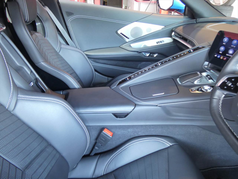 シボレー コルベット 2LT　正規D車 2021yﾓﾃﾞﾙ  ﾜﾝｵｰﾅｰ 黒革ｼｰﾄ ｼｰﾄﾋｰﾀｰ&ﾍﾞﾝﾁﾚｰﾀｰ Aｶｰﾌﾟﾚｲ ﾌﾛﾝﾄ&ﾊﾞｯｸｶﾒﾗ ｸﾙｺﾝ　2年保証