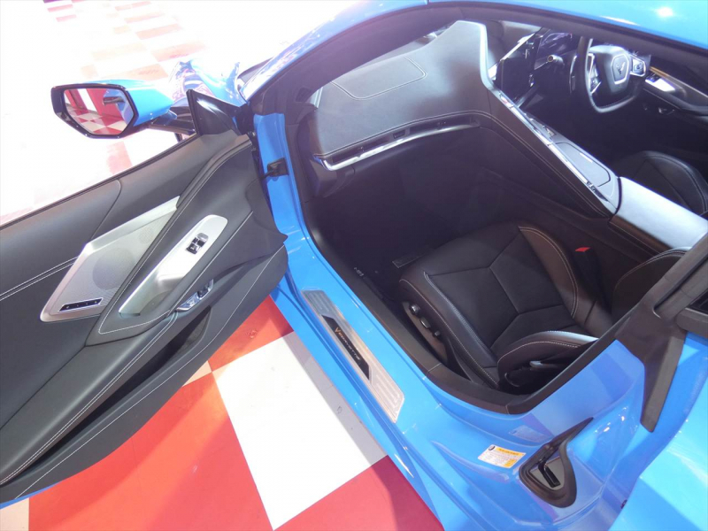 シボレー コルベット 2LT　正規D車 2021yﾓﾃﾞﾙ  ﾜﾝｵｰﾅｰ 黒革ｼｰﾄ ｼｰﾄﾋｰﾀｰ&ﾍﾞﾝﾁﾚｰﾀｰ Aｶｰﾌﾟﾚｲ ﾌﾛﾝﾄ&ﾊﾞｯｸｶﾒﾗ ｸﾙｺﾝ　2年保証