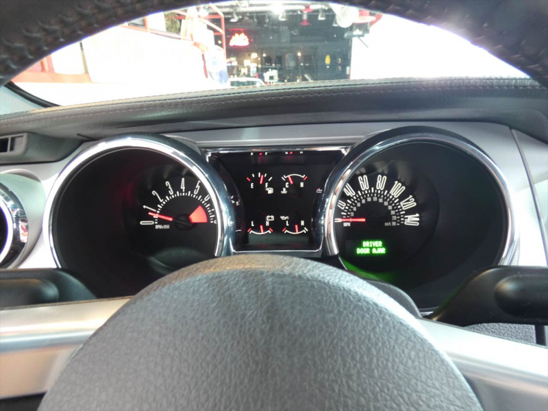 フォード マスタング GT Premium　2008年ﾓﾃﾞﾙ 新並 1ｵｰﾅｰ ﾌﾞﾙｰﾌﾚｰﾑ物 黒革 社外ﾏﾌﾗｰ CPUﾁｭｰﾝ ｻﾘｰﾝ18ｲﾝﾁAW　2年保証