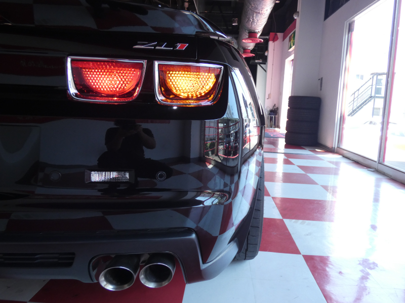 シボレー カマロ ZL1　2013yﾓﾃﾞﾙ 新並 Sﾁｬｰｼﾞｬｰ 黒ｺﾝﾋﾞ革 専用20ｲﾝﾁAW ﾌﾞﾚﾝﾎﾞﾌﾞﾚｰｷ ｼｰﾄﾋｰﾀｰ 社外ﾅﾋﾞTV Bｶﾒﾗ　2年保証