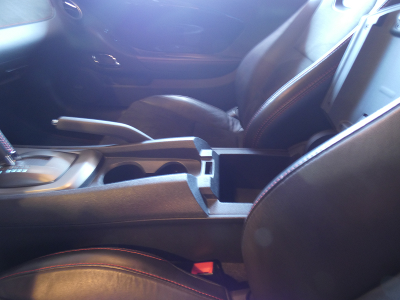 シボレー カマロ ZL1　2013yﾓﾃﾞﾙ 新並 Sﾁｬｰｼﾞｬｰ 黒ｺﾝﾋﾞ革 専用20ｲﾝﾁAW ﾌﾞﾚﾝﾎﾞﾌﾞﾚｰｷ ｼｰﾄﾋｰﾀｰ 社外ﾅﾋﾞTV Bｶﾒﾗ　2年保証