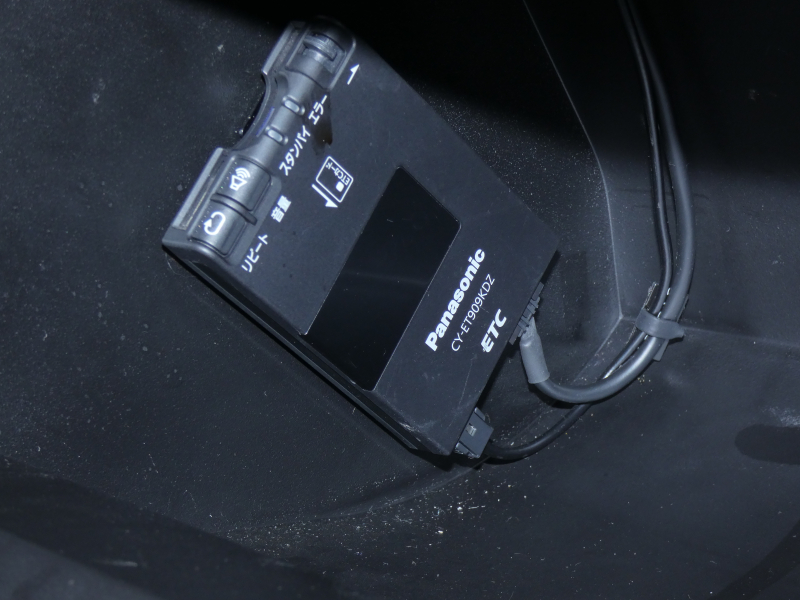 シボレー カマロ ZL1　2013yﾓﾃﾞﾙ 新並 Sﾁｬｰｼﾞｬｰ 黒ｺﾝﾋﾞ革 専用20ｲﾝﾁAW ﾌﾞﾚﾝﾎﾞﾌﾞﾚｰｷ ｼｰﾄﾋｰﾀｰ 社外ﾅﾋﾞTV Bｶﾒﾗ　2年保証