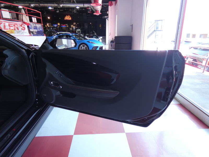 シボレー カマロ ZL1　2013yﾓﾃﾞﾙ 新並 Sﾁｬｰｼﾞｬｰ 黒ｺﾝﾋﾞ革 専用20ｲﾝﾁAW ﾌﾞﾚﾝﾎﾞﾌﾞﾚｰｷ ｼｰﾄﾋｰﾀｰ 社外ﾅﾋﾞTV Bｶﾒﾗ　2年保証