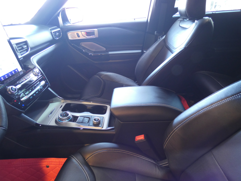 フォード エクスプローラー ST　2023年ﾓﾃﾞﾙ 新並1ｵｰﾅｰ 黒革 ｻﾝﾙｰﾌ Aｶｰﾌﾟﾚｲ ｼｰﾄﾋｰﾀｰ&ﾍﾞﾝﾁﾚｰﾀｰ FSB360ｶﾒﾗ ETC　2年保証