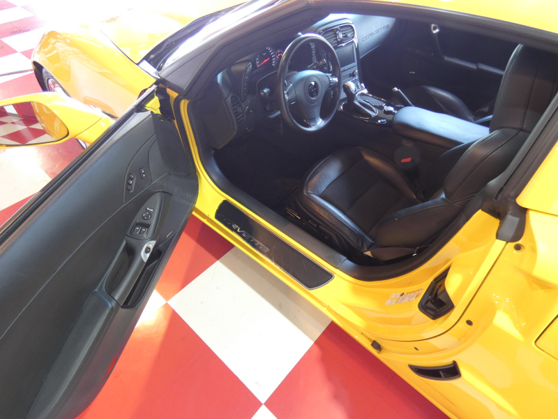 シボレー コルベット ｸﾞﾗﾝｽﾎﾟｰﾂ　正規D車 2012yﾓﾃﾞﾙ 黒ｺﾝﾋﾞ革 Borlaﾏﾌﾗｰ 専用18/19ｲﾝﾁAW ｼｰﾄﾋｰﾀｰ 純正ﾅﾋﾞｵｰﾃﾞｨｵ　2年保証