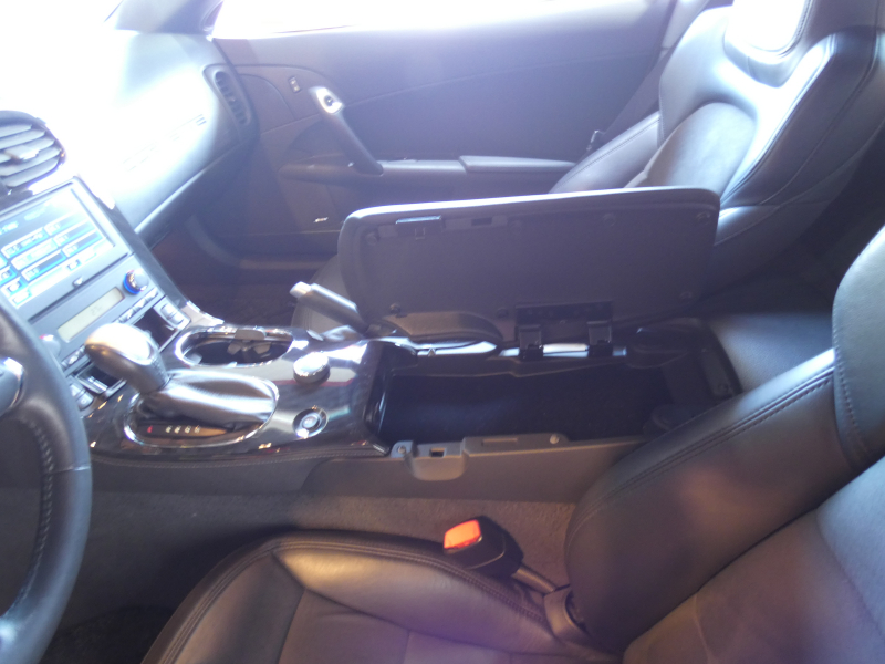 シボレー コルベット ｸﾞﾗﾝｽﾎﾟｰﾂ　正規D車 2012yﾓﾃﾞﾙ 黒ｺﾝﾋﾞ革 Borlaﾏﾌﾗｰ 専用18/19ｲﾝﾁAW ｼｰﾄﾋｰﾀｰ 純正ﾅﾋﾞｵｰﾃﾞｨｵ　2年保証