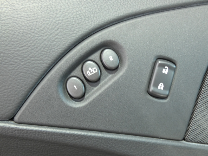 シボレー コルベット ｸﾞﾗﾝｽﾎﾟｰﾂ　正規D車 2012yﾓﾃﾞﾙ 黒ｺﾝﾋﾞ革 Borlaﾏﾌﾗｰ 専用18/19ｲﾝﾁAW ｼｰﾄﾋｰﾀｰ 純正ﾅﾋﾞｵｰﾃﾞｨｵ　2年保証