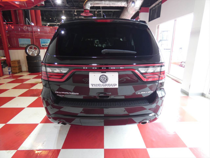 ダッジ デュランゴ ﾘﾐﾃｯﾄﾞ　1ｵｰﾅｰ 2014yﾓﾃﾞﾙ 新並 黒革 ｻﾝﾙｰﾌ ﾗﾘｰｱﾋﾟｱﾗﾝｽ Bｶﾒﾗ ﾌﾞﾗｲﾝﾄﾞｽﾎﾟｯﾄ ｷｾﾉﾝ ﾊﾟﾜｰﾘｱｹﾞｰﾄ 6人乗り3rdシート　2年保証