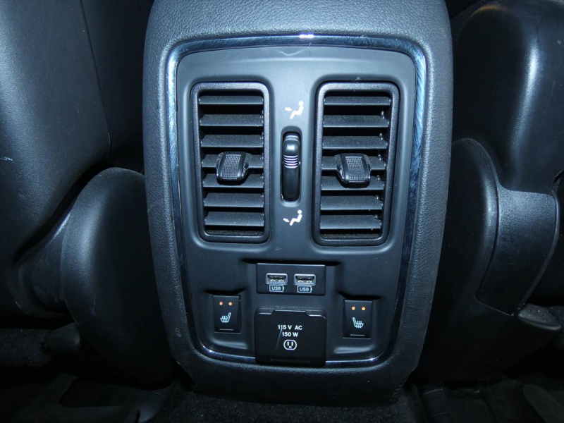 ダッジ デュランゴ ﾘﾐﾃｯﾄﾞ　1ｵｰﾅｰ 2014yﾓﾃﾞﾙ 新並 黒革 ｻﾝﾙｰﾌ ﾗﾘｰｱﾋﾟｱﾗﾝｽ Bｶﾒﾗ ﾌﾞﾗｲﾝﾄﾞｽﾎﾟｯﾄ ｷｾﾉﾝ ﾊﾟﾜｰﾘｱｹﾞｰﾄ 6人乗り3rdシート　2年保証