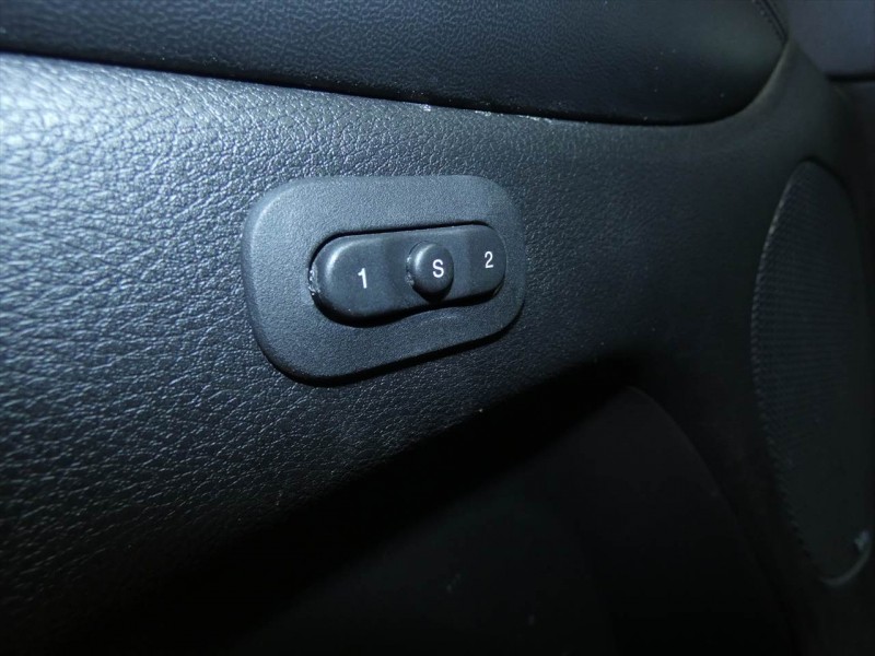 ダッジ デュランゴ ﾘﾐﾃｯﾄﾞ　1ｵｰﾅｰ 2014yﾓﾃﾞﾙ 新並 黒革 ｻﾝﾙｰﾌ ﾗﾘｰｱﾋﾟｱﾗﾝｽ Bｶﾒﾗ ﾌﾞﾗｲﾝﾄﾞｽﾎﾟｯﾄ ｷｾﾉﾝ ﾊﾟﾜｰﾘｱｹﾞｰﾄ 6人乗り3rdシート　2年保証