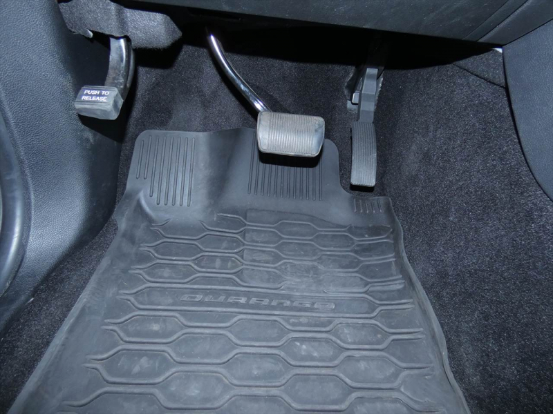 ダッジ デュランゴ ﾘﾐﾃｯﾄﾞ　1ｵｰﾅｰ 2014yﾓﾃﾞﾙ 新並 黒革 ｻﾝﾙｰﾌ ﾗﾘｰｱﾋﾟｱﾗﾝｽ Bｶﾒﾗ ﾌﾞﾗｲﾝﾄﾞｽﾎﾟｯﾄ ｷｾﾉﾝ ﾊﾟﾜｰﾘｱｹﾞｰﾄ 6人乗り3rdシート　2年保証