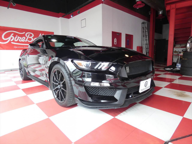 フォード マスタング シェルビーGT350 2017年モデル 6速MT レカロスポーツシート 19AW Brembo 5.2Lフラットプレーンクランク 可変マフラー AppleCarPlay 2年保証