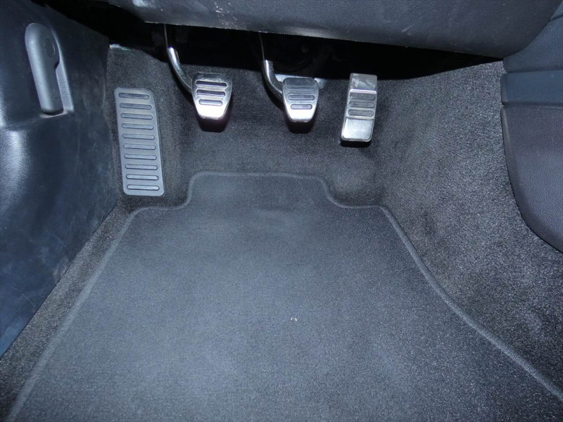 フォード マスタング シェルビーGT350 2017年モデル 6速MT レカロスポーツシート 19AW Brembo 5.2Lフラットプレーンクランク 可変マフラー AppleCarPlay 2年保証