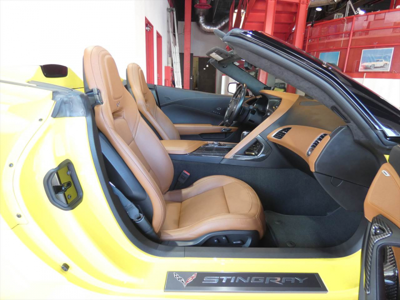 シボレー コルベット ｺﾝﾊﾞｰﾁﾌﾞﾙ 3LT  2018年ﾓﾃﾞﾙ 新車並行 Z51ﾊﾟﾌｫｰﾏﾝｽPKG  茶革 ｼｰﾄﾋｰﾀｰ TV BOSE Applecarplay F&Bｶﾒﾗ  2年保証