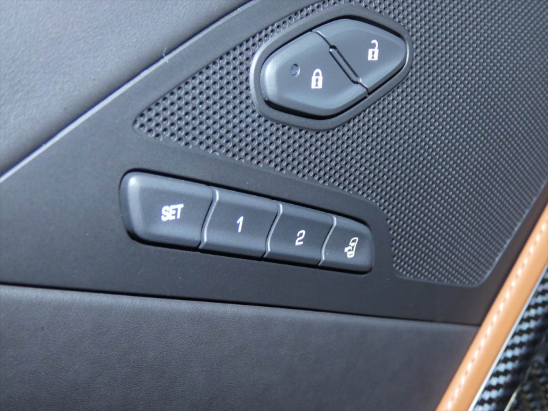 シボレー コルベット ｺﾝﾊﾞｰﾁﾌﾞﾙ 3LT  2018年ﾓﾃﾞﾙ 新車並行 Z51ﾊﾟﾌｫｰﾏﾝｽPKG  茶革 ｼｰﾄﾋｰﾀｰ TV BOSE Applecarplay F&Bｶﾒﾗ  2年保証