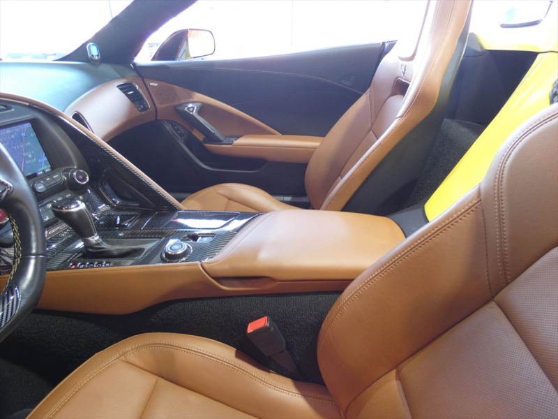 シボレー コルベット ｺﾝﾊﾞｰﾁﾌﾞﾙ 3LT  2018年ﾓﾃﾞﾙ 新車並行 Z51ﾊﾟﾌｫｰﾏﾝｽPKG  茶革 ｼｰﾄﾋｰﾀｰ TV BOSE Applecarplay F&Bｶﾒﾗ  2年保証