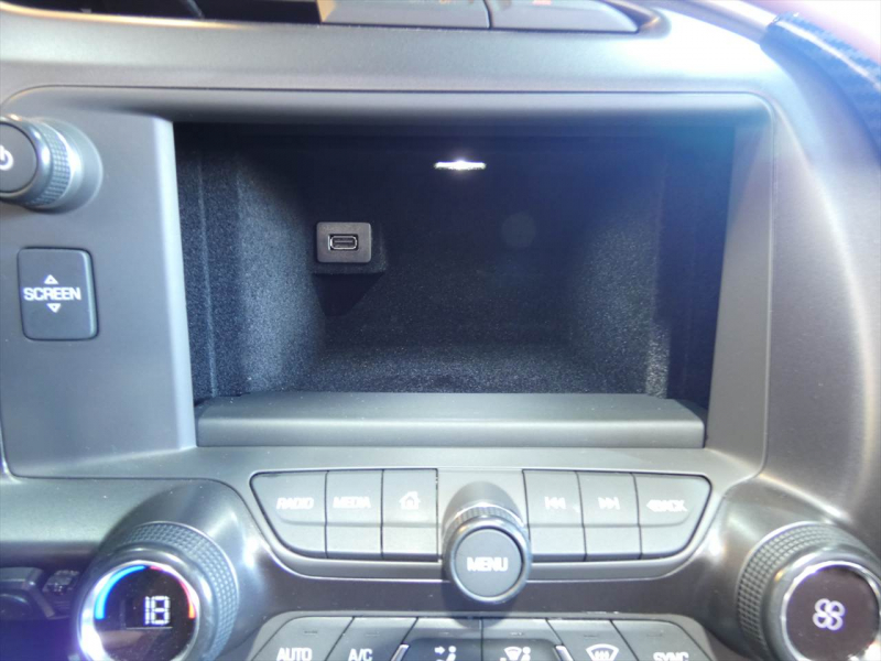 シボレー コルベット ｺﾝﾊﾞｰﾁﾌﾞﾙ 3LT  2018年ﾓﾃﾞﾙ 新車並行 Z51ﾊﾟﾌｫｰﾏﾝｽPKG  茶革 ｼｰﾄﾋｰﾀｰ TV BOSE Applecarplay F&Bｶﾒﾗ  2年保証