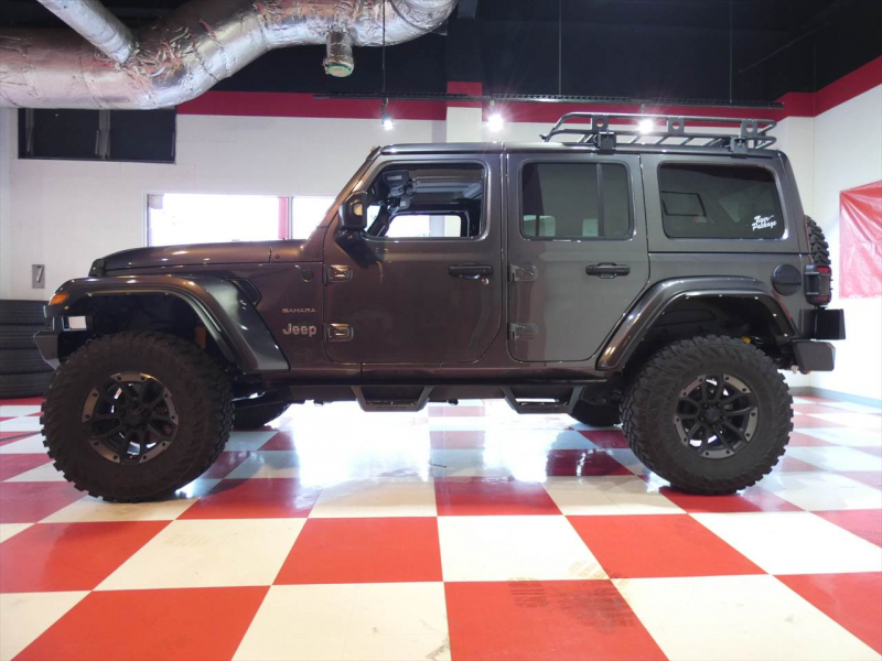 ジープ ラングラー ｱﾝﾘﾐﾃｯﾄﾞ ｻﾊﾗ　正規D車 2020yﾓﾃﾞﾙ 黒革 社外ﾊﾞﾝﾊﾟｰ ﾘﾌﾄｱｯﾌﾟ ｼﾞｪﾌﾟｾﾝ17ｲﾝﾁAW ﾅﾋﾞTV Aｶｰﾌﾟﾚｲ Bｶﾒﾗ　2年保証