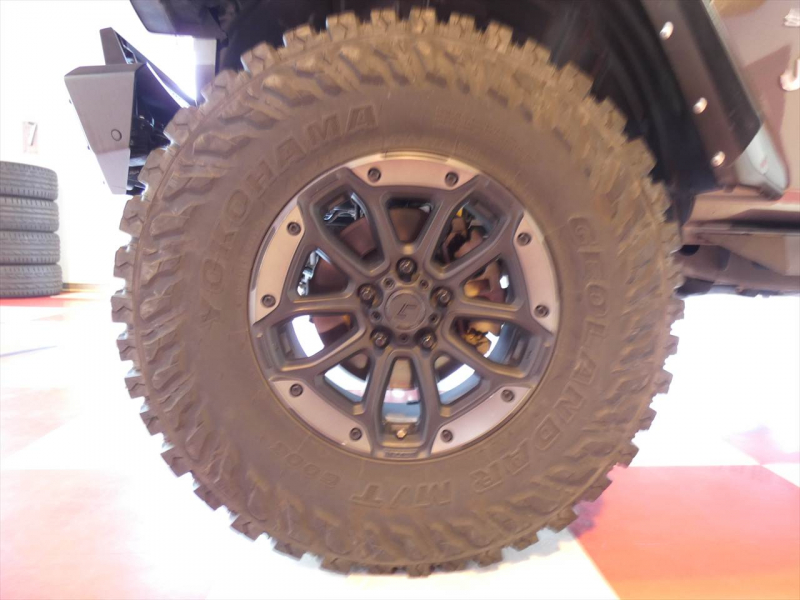 ジープ ラングラー ｱﾝﾘﾐﾃｯﾄﾞ ｻﾊﾗ　正規D車 2020yﾓﾃﾞﾙ 黒革 社外ﾊﾞﾝﾊﾟｰ ﾘﾌﾄｱｯﾌﾟ ｼﾞｪﾌﾟｾﾝ17ｲﾝﾁAW ﾅﾋﾞTV Aｶｰﾌﾟﾚｲ Bｶﾒﾗ　2年保証